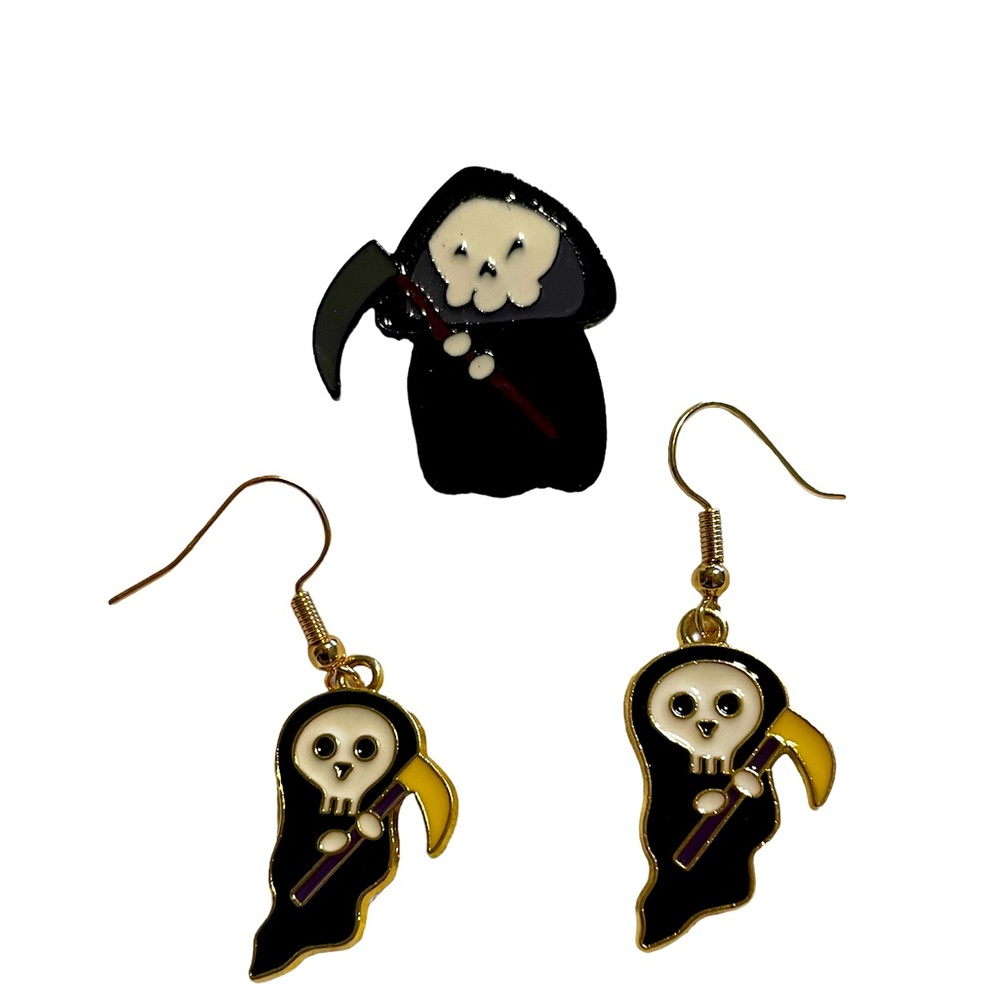 🔥 Women’s grim reaper enamel pin and earrings ✨